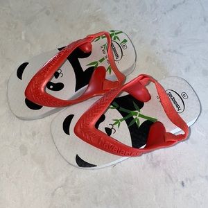 Havaianas 🐼 Panda Bear Sandals